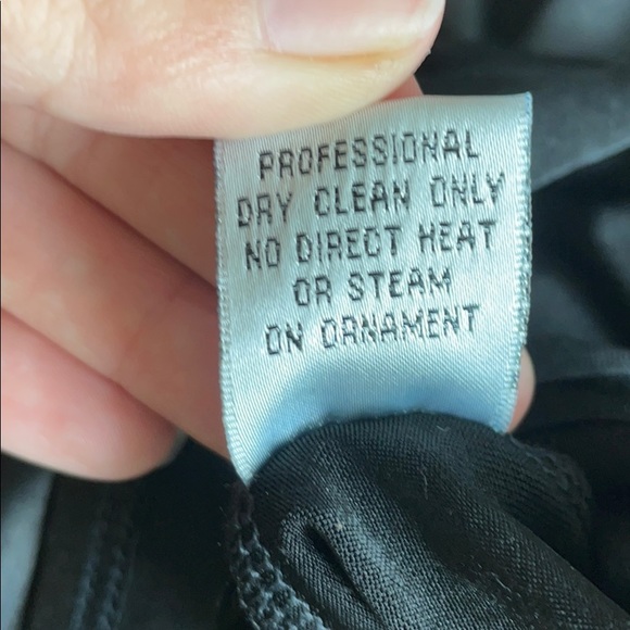 Cache Black Top - Picture 7 of 8